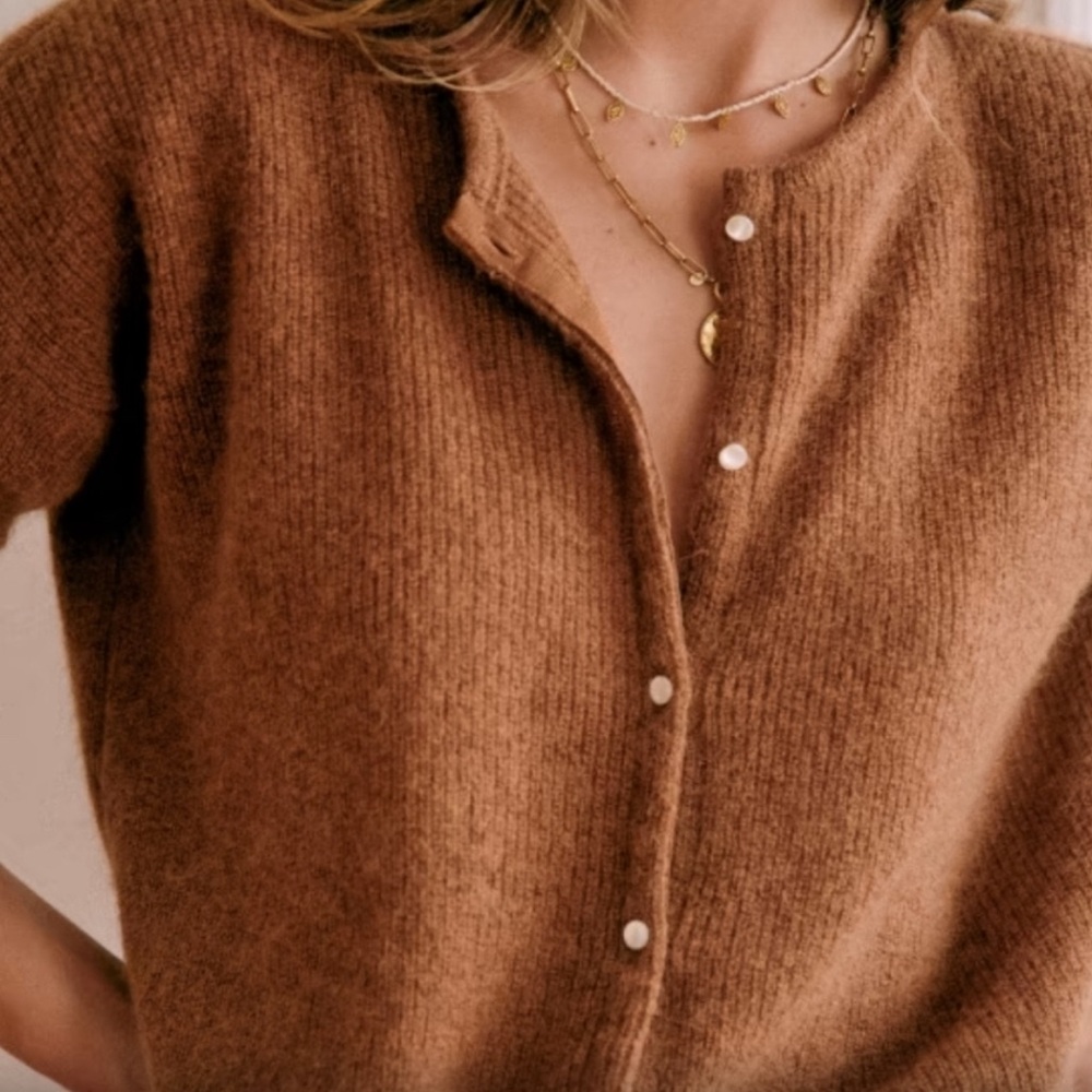 Sezane sweater - medium